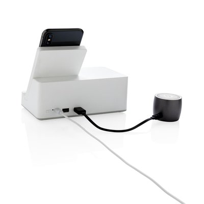 Pimp je bureau met deze superhandige draadloze oplader. Gemaakt van ABS en 100% natuurlijk bamboe. Deze draadloze oplader met luidspreker past perfect op je bureau of in je woonkamer. De draadloze oplader is een 5W-oplader en wordt geleverd met een micro-USB-kabel van 150 cm om hem op je USB-lader aan te sluiten. Met de draadloze 3W-luidspreker kan je muziek streamen tot op 10 meter afstand met BT 4.1. Als beide functies worden gebruikt, wordt aanbevolen om het item op een voedingsbron aangesloten te houden. Draadloos opladen compatibel met alle QI-apparaten zoals Android nieuwste generatie, iPhone 8 en hoger. Input 5V / 1A, Draadloze output: 5V / 1A 5W. Geregistreerd ontwerp®