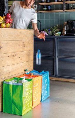 3 tassen voor het scheiden van metaal, papier en plastic. PP geweven materiaal.