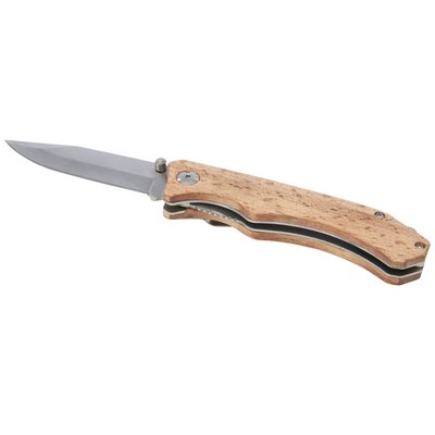 Sterk, duurzaam en compact zakmes van kwalitatief roestvrijstaal met beukenhouten handvatten. Een onmisbaar accessoire voor elke scout, klusser en andere survival- of outdoorliefhebbers. Het gebruikte beukenhout is van duurzame, milieuvriendelijke, maatschappelijk verantwoorde bronnen. Het mes wordt geleverd met een veiligheidsslot en een riemclip en heeft een geopende afmeting van 19 x 2 x 2,5 cm en gesloten is het 11 x 2 x 2,5 cm. Wordt geleverd met een handleiding en is verpakt in een geschenkverpakking van gerecycled karton met een afmeting van 14 x 4 x 3,5 cm. Lasergraveren wordt aanbevolen als een duurzame printoptie.